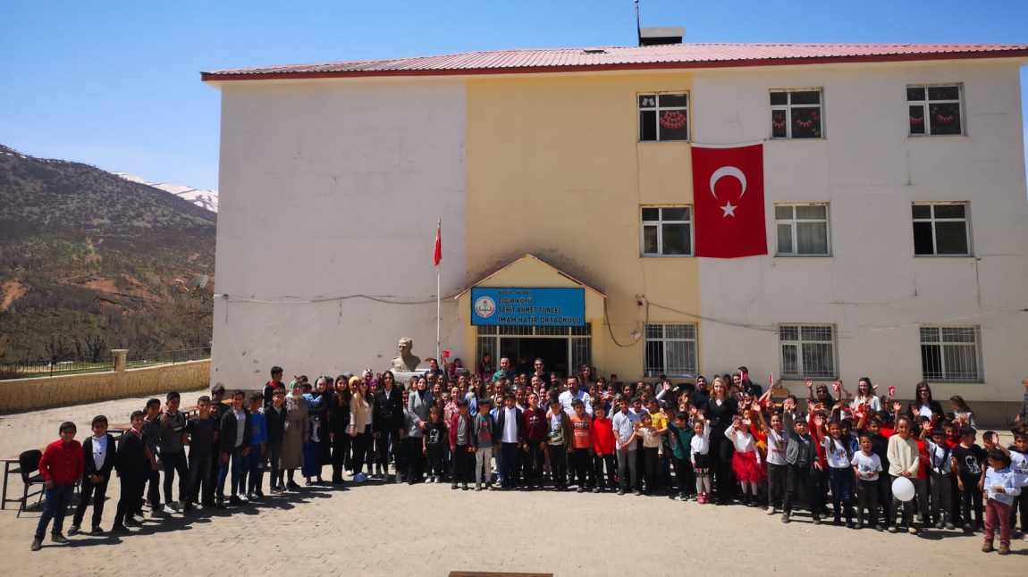 Çığır Köyü Şehit Ahmet Tuncel İmam Hatip Ortaokulu Fotoğrafı